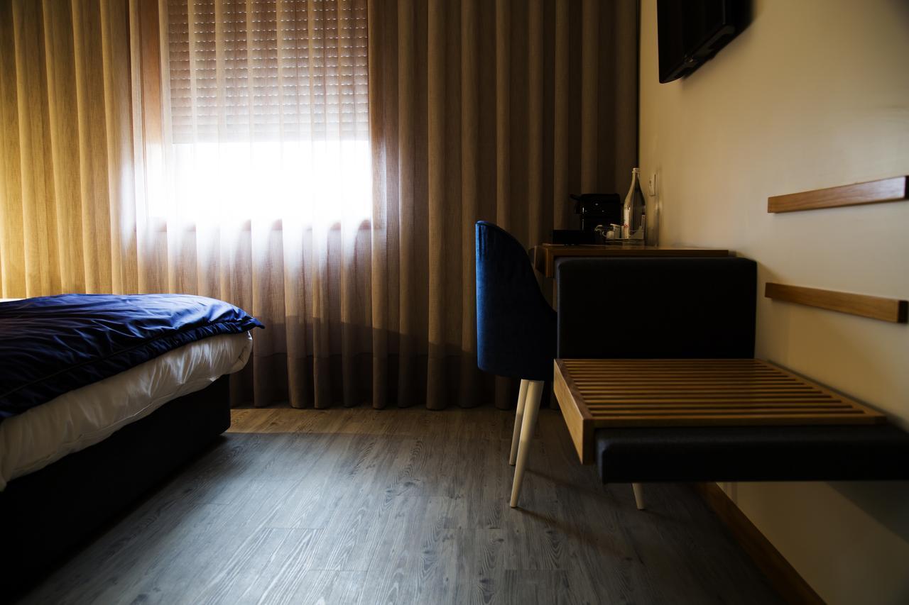 Villa Prime Hotel Vila Nova de Famalicão エクステリア 写真
