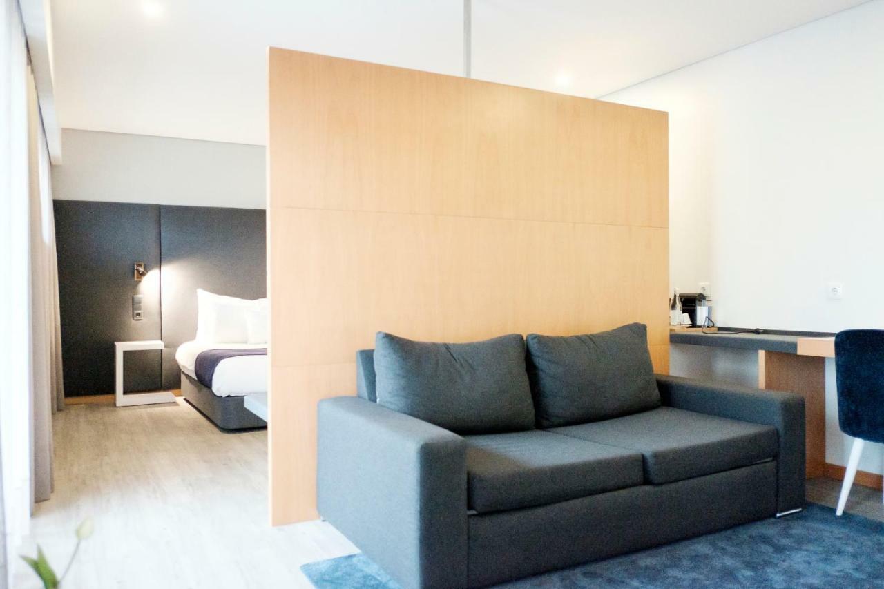 Villa Prime Hotel Vila Nova de Famalicão エクステリア 写真