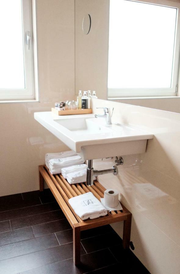 Villa Prime Hotel Vila Nova de Famalicão エクステリア 写真